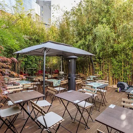 Auberge de jeunesse C&f